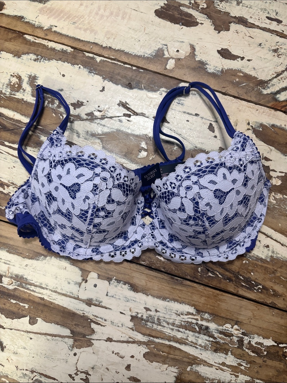 Victoria's Secret purple and White Lace Underwire Bra